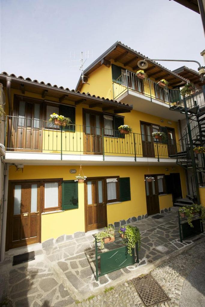 Dependance Pesce D'Oro Hotel Verbania Exterior photo